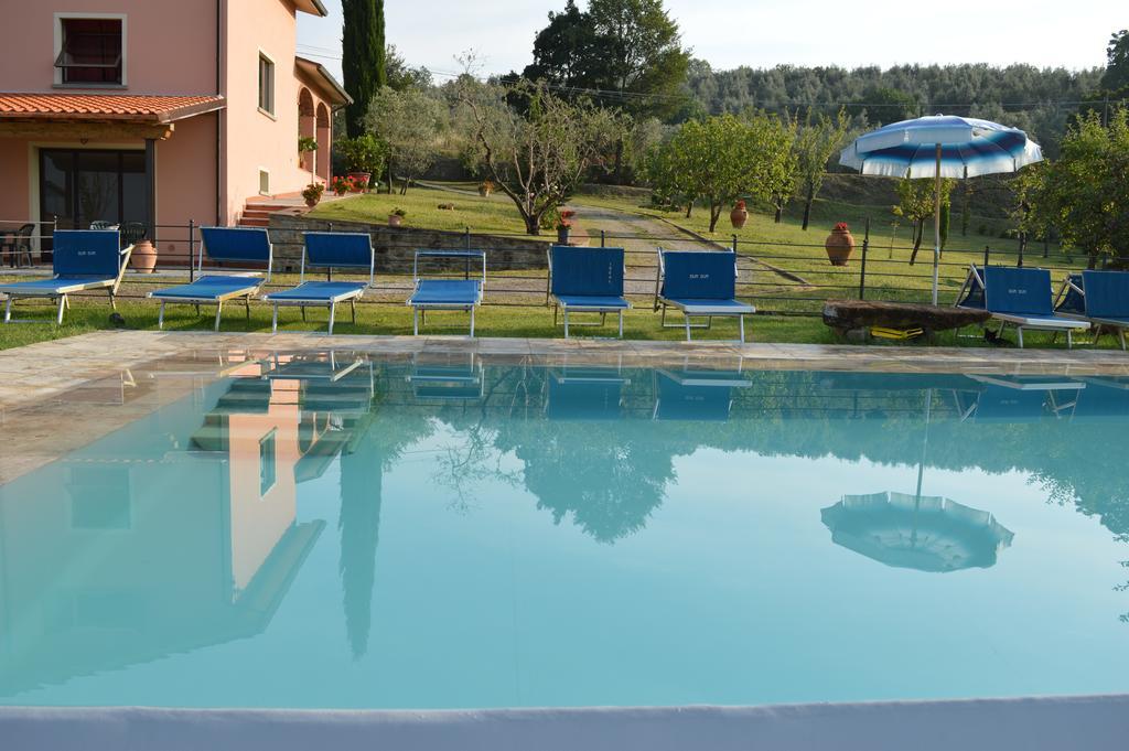 Agriturismo Le 3 Rose Antria Exteriör bild